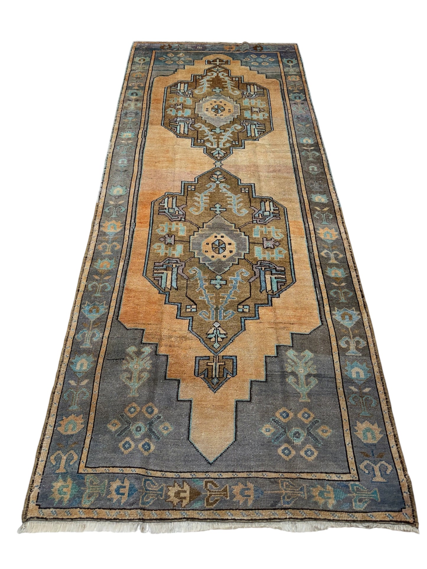 Turkish, 3.11 x 9.8