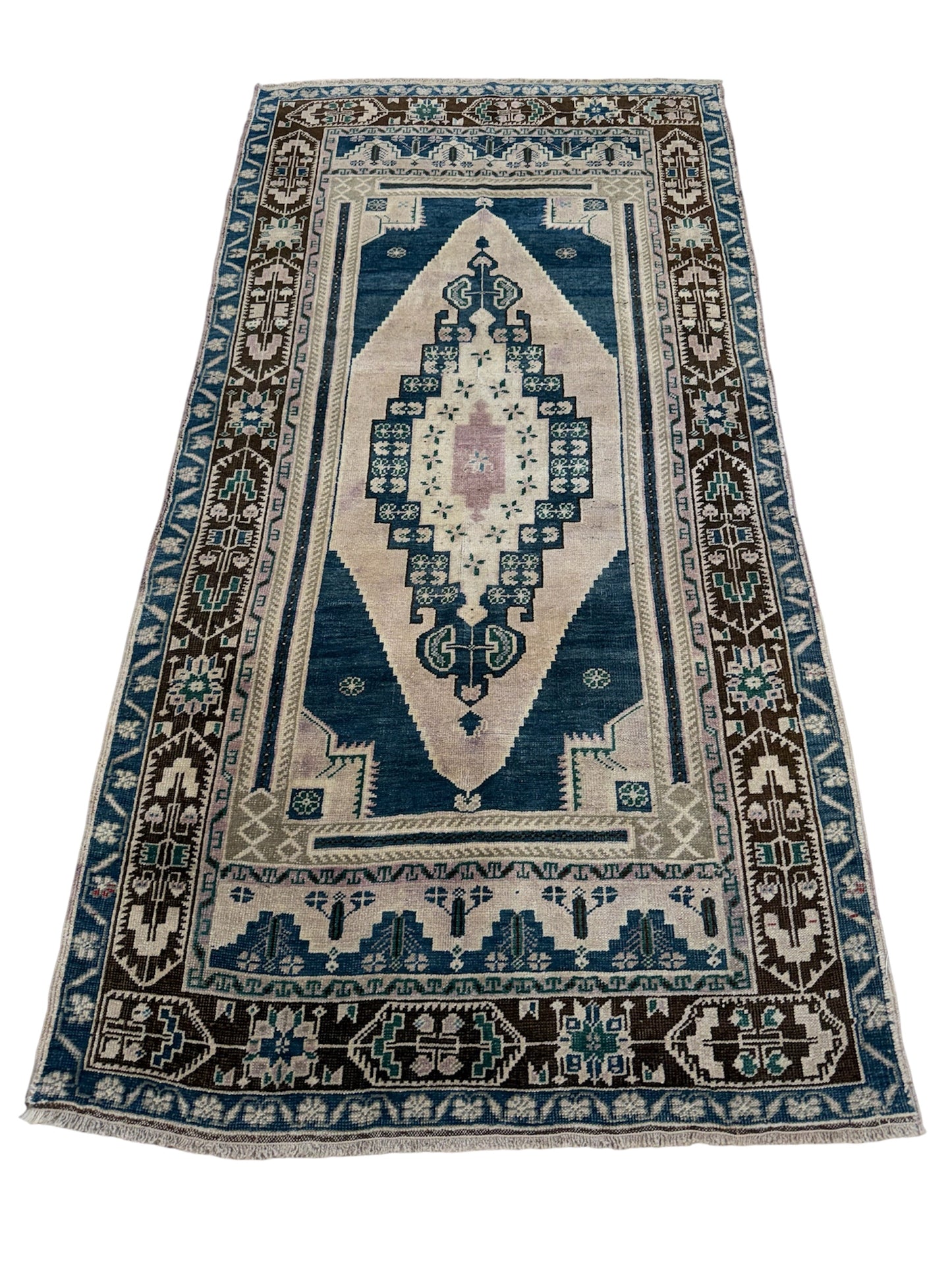 Turkish, 3.8 x 7.3
