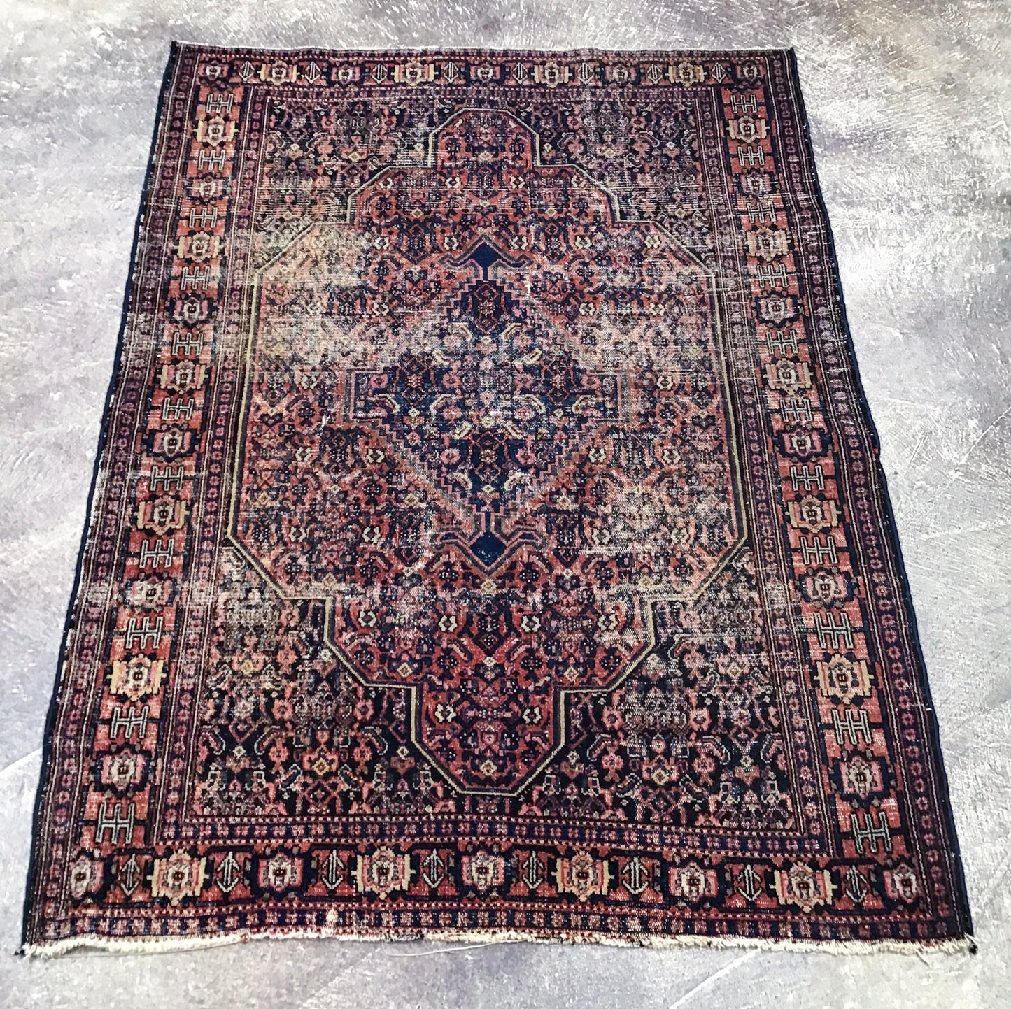 Handcrafted Persian Senneh, 3'6 x 4'9