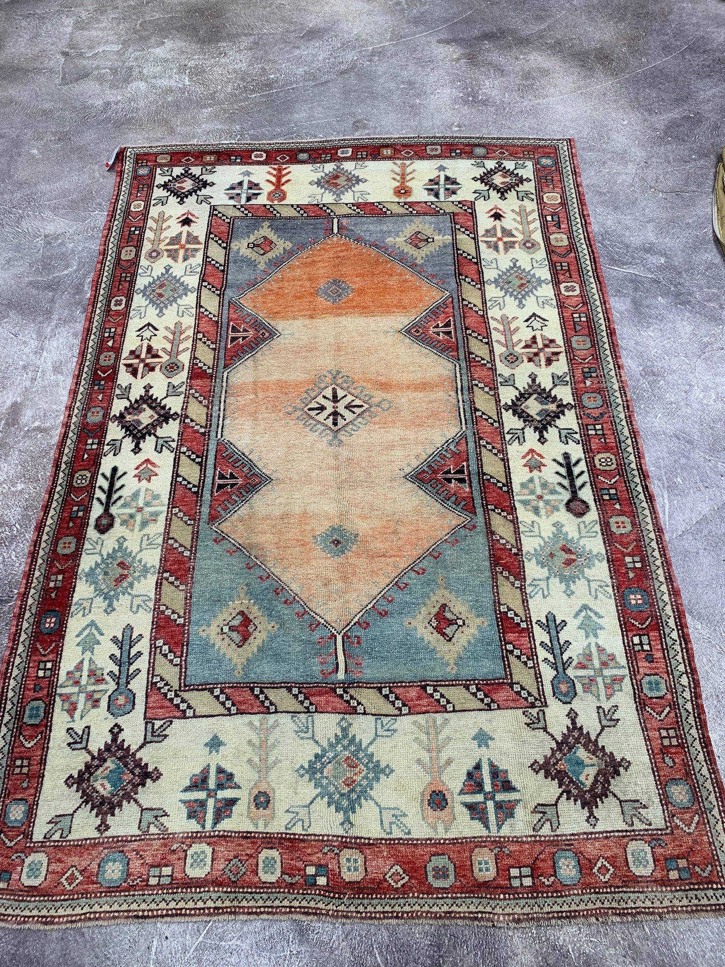 Turkish, 4.11 x 7.7